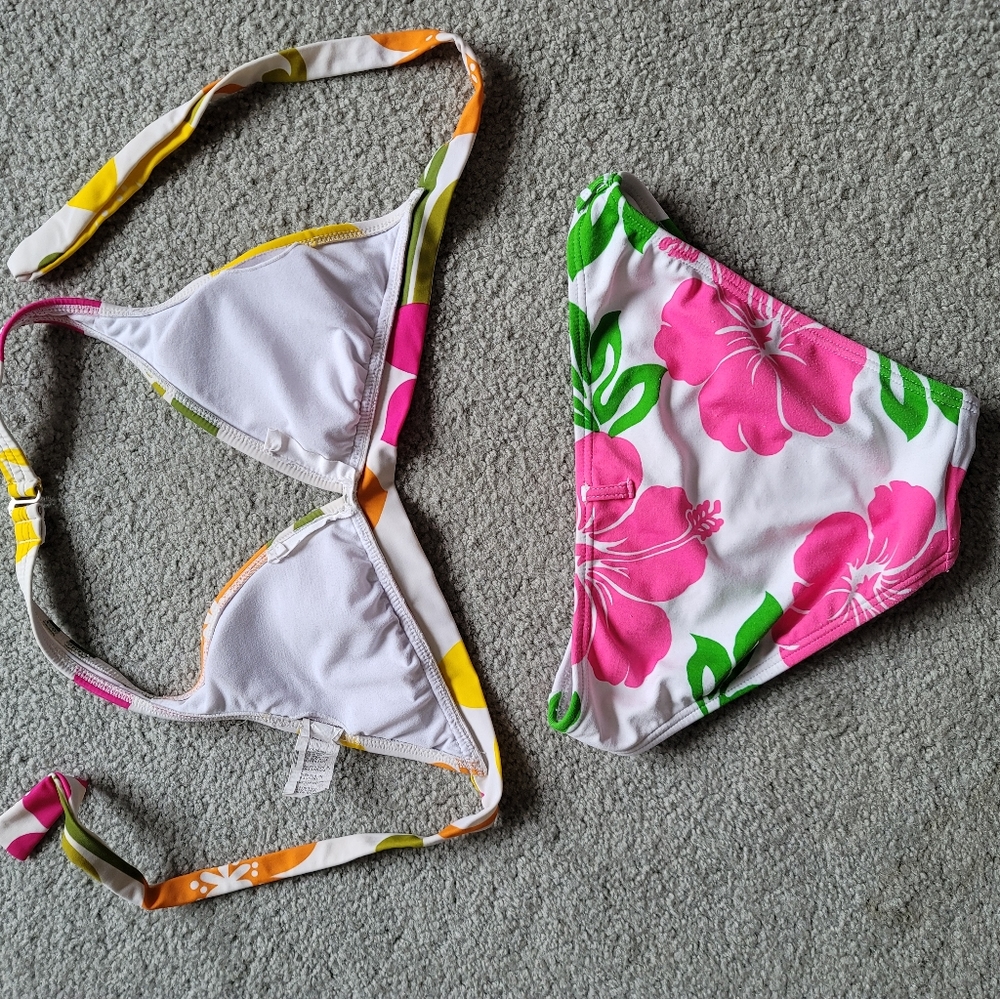 Malibu Bikini Swimsuit Size S White Tropical Floral Top & bottom 2 piece - Picture 6 of 12